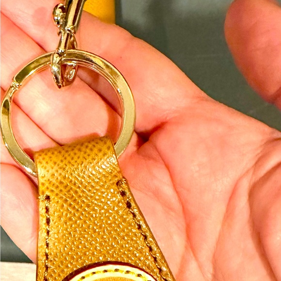 DOONEY AND BOURKE Tan/Brown Pebbled Leather Satchel Handbag, Wallet, Key Fob - Picture 11 of 11